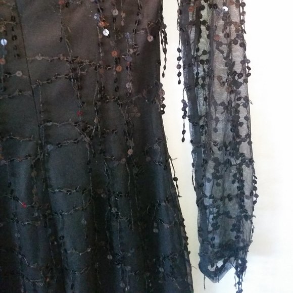 Pretty Little Thing black dangly sequin dress - Picture 7 of 9